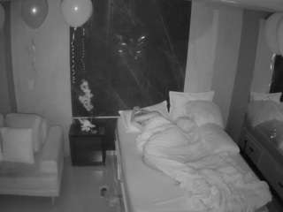 voyeurcam-casa-salsa-bedroom-3