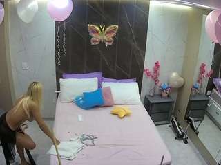 voyeurcam-casa-salsa-bedroom-3