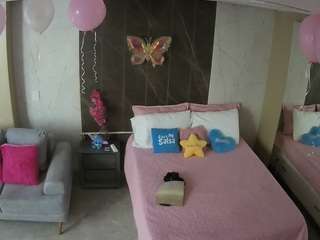 voyeurcam-casa-salsa-bedroom-3