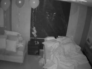 voyeurcam-casa-salsa-bedroom-3