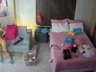 voyeurcam-casa-salsa-bedroom-3