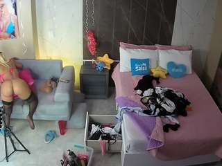 voyeurcam-casa-salsa-bedroom-3