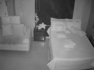 voyeurcam-casa-salsa-bedroom-3