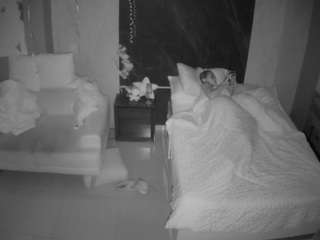 voyeurcam-casa-salsa-bedroom-3