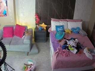 voyeurcam-casa-salsa-bedroom-3