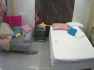 voyeurcam-casa-salsa-bedroom-3