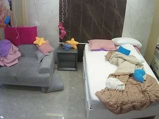 voyeurcam-casa-salsa-bedroom-3