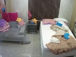 voyeurcam-casa-salsa-bedroom-3