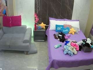 voyeurcam-casa-salsa-bedroom-3