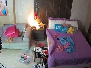voyeurcam-casa-salsa-bedroom-3