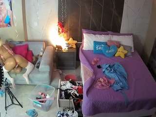 voyeurcam-casa-salsa-bedroom-3
