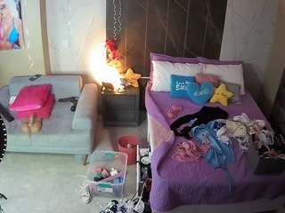 voyeurcam-casa-salsa-bedroom-3
