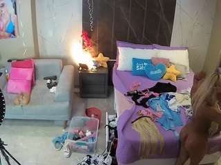 voyeurcam-casa-salsa-bedroom-3
