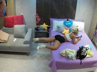 voyeurcam-casa-salsa-bedroom-3