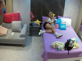 voyeurcam-casa-salsa-bedroom-3
