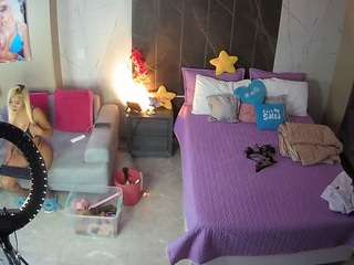 voyeurcam-casa-salsa-bedroom-3