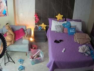 voyeurcam-casa-salsa-bedroom-3