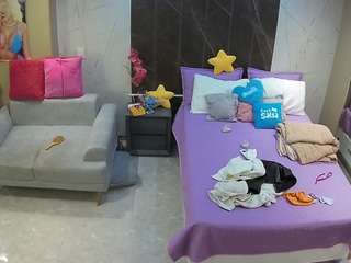 voyeurcam-casa-salsa-bedroom-3