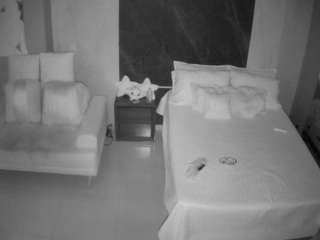 voyeurcam-casa-salsa-bedroom-3