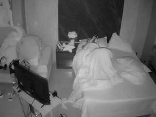 voyeurcam-casa-salsa-bedroom-3