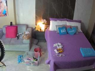voyeurcam-casa-salsa-bedroom-3