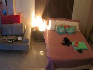 voyeurcam-casa-salsa-bedroom-3