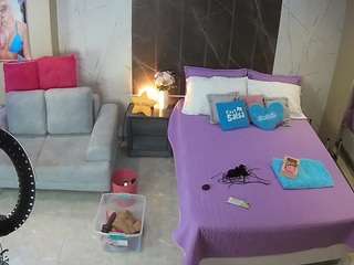 voyeurcam-casa-salsa-bedroom-3