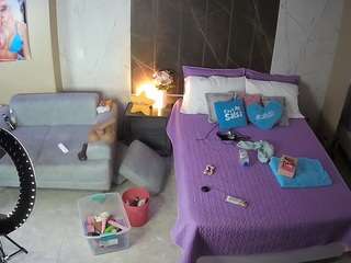 voyeurcam-casa-salsa-bedroom-3