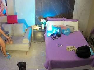 voyeurcam-casa-salsa-bedroom-3
