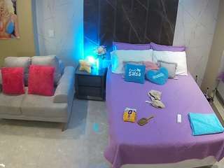 voyeurcam-casa-salsa-bedroom-3