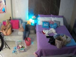 voyeurcam-casa-salsa-bedroom-3