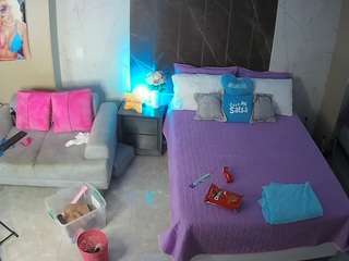 voyeurcam-casa-salsa-bedroom-3