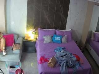 voyeurcam-casa-salsa-bedroom-3