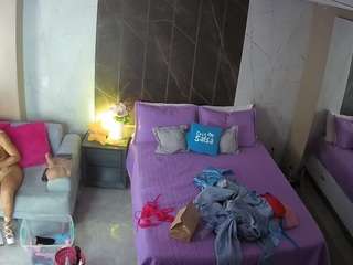 voyeurcam-casa-salsa-bedroom-3