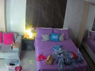 voyeurcam-casa-salsa-bedroom-3
