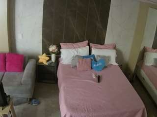 voyeurcam-casa-salsa-bedroom-3