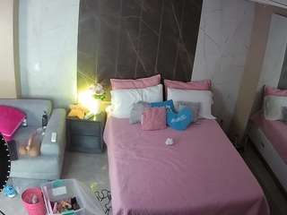 voyeurcam-casa-salsa-bedroom-3
