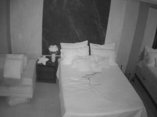 voyeurcam-casa-salsa-bedroom-3