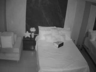 voyeurcam-casa-salsa-bedroom-3