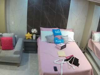 voyeurcam-casa-salsa-bedroom-3