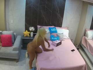 voyeurcam-casa-salsa-bedroom-3