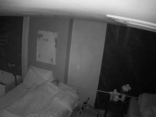 voyeurcam-casa-salsa-bedroom-3