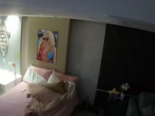 voyeurcam-casa-salsa-bedroom-3