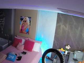 voyeurcam-casa-salsa-bedroom-3