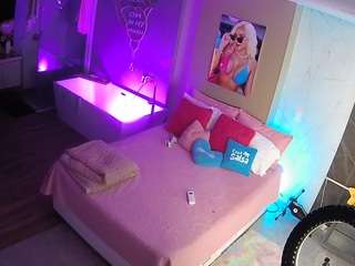 voyeurcam-casa-salsa-bedroom-3