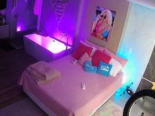 voyeurcam-casa-salsa-bedroom-3
