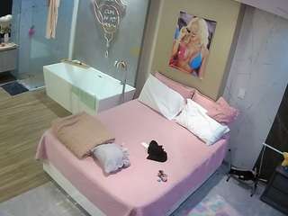 voyeurcam-casa-salsa-bedroom-3