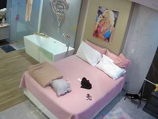 voyeurcam-casa-salsa-bedroom-3