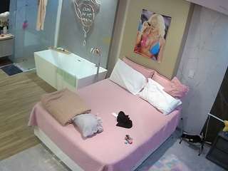 voyeurcam-casa-salsa-bedroom-3