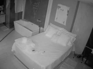 voyeurcam-casa-salsa-bedroom-3